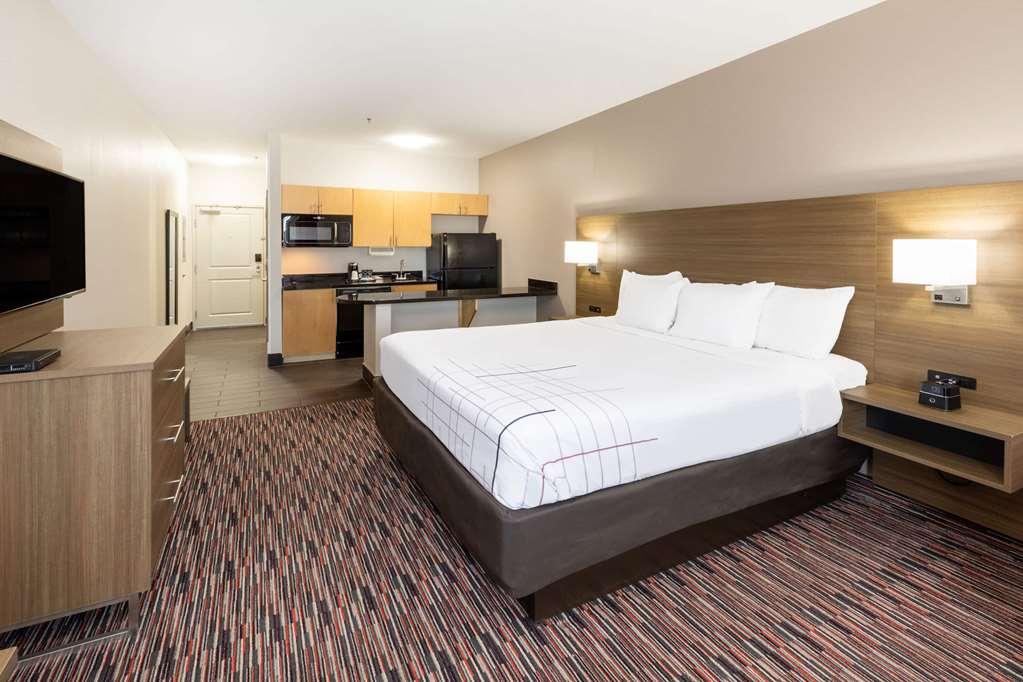 La Quinta By Wyndham Wichita Falls - Msu Area Room photo